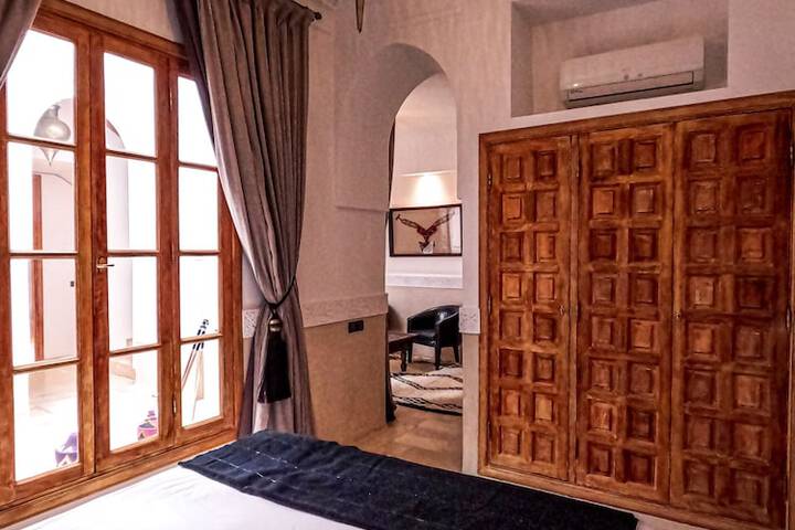 Room 2 of 59