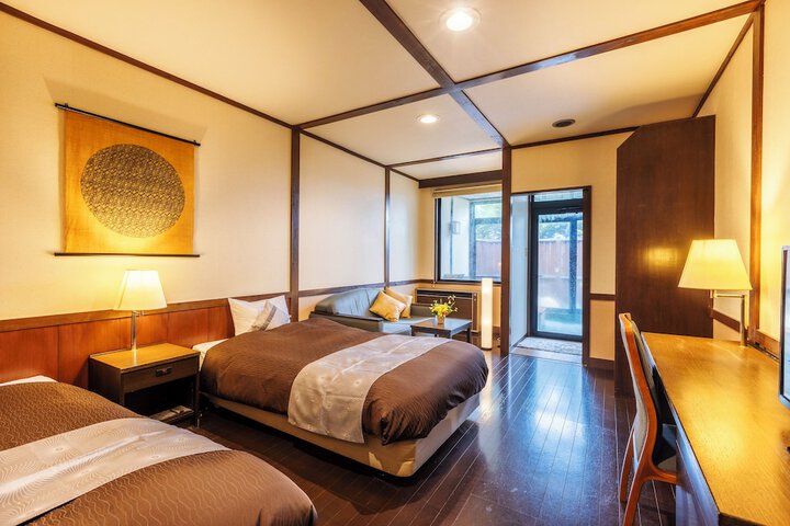 Room 8 of 55