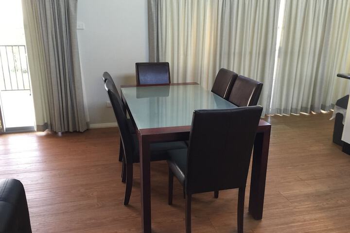 Room 5 of 44