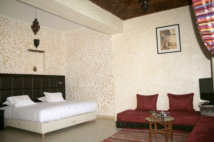 Room 8 of 69
