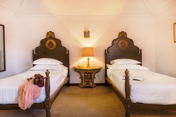 Room 9 of 41