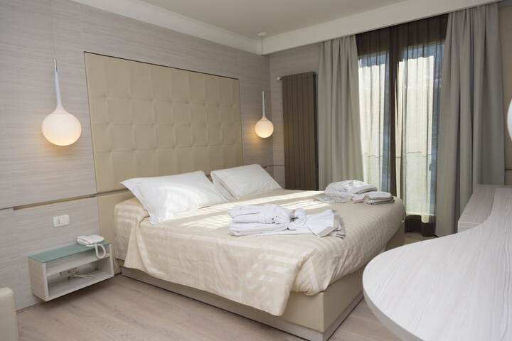 Room 22 of 63