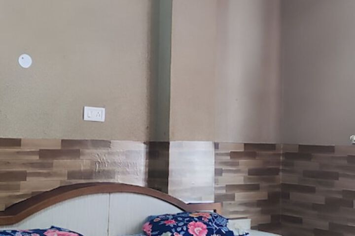 Room 15 of 69