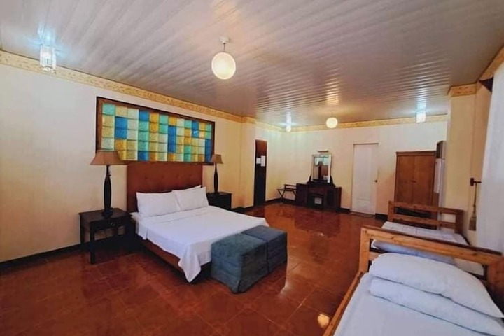 Room 22 of 49