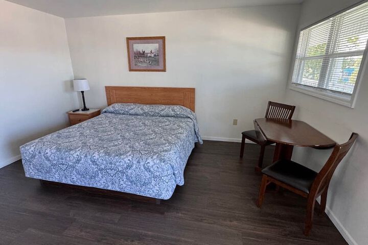 Room 18 of 59