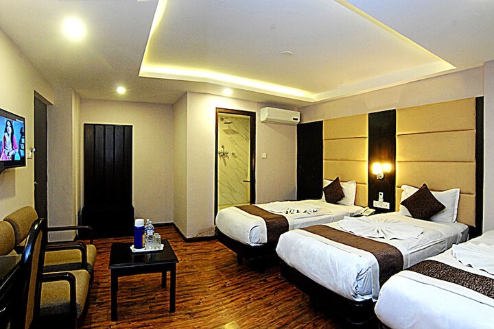 Room 21 of 36