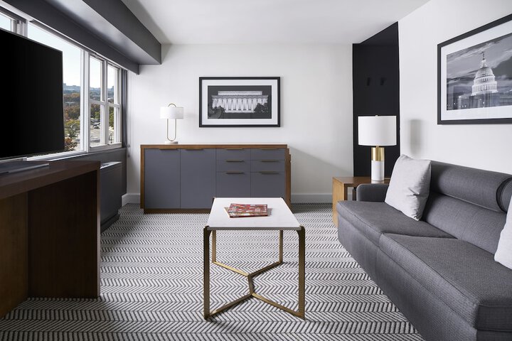 Room 14 of 39