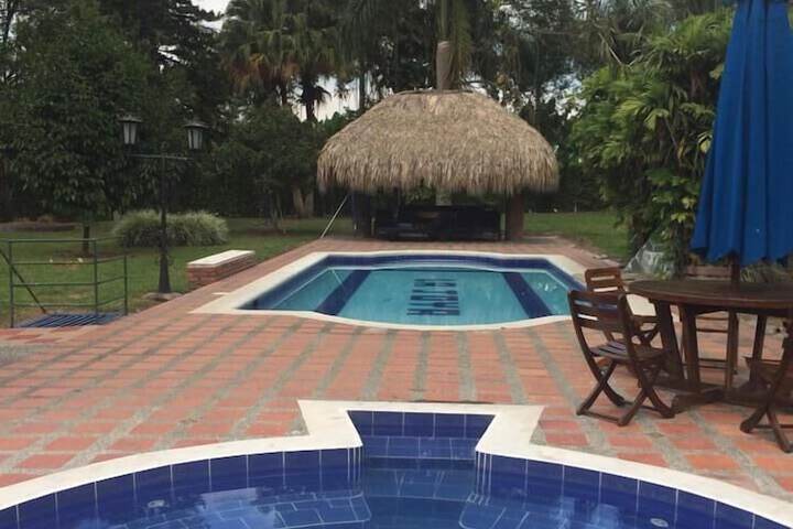 Pool 13 of 18