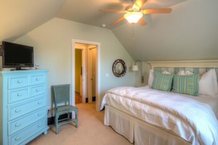 Room 19 of 23