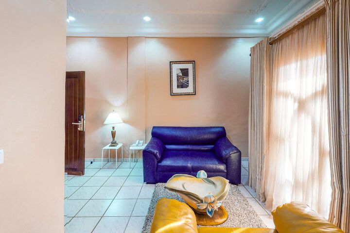 Room 48 of 91