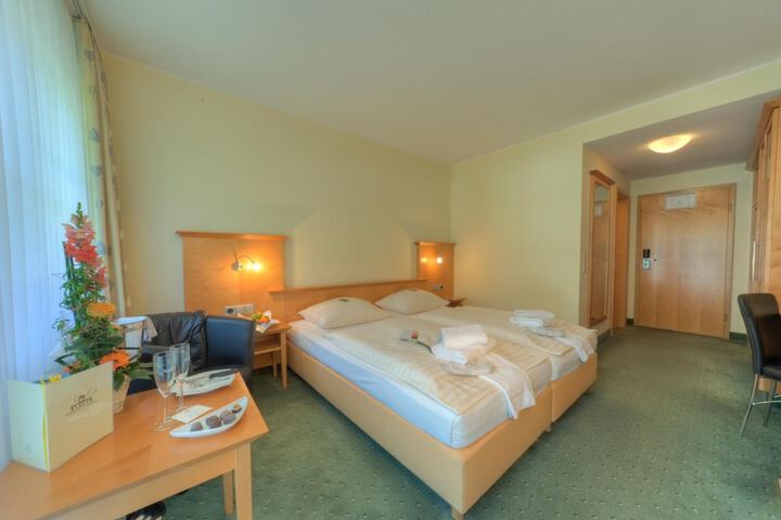 Room 9 of 52