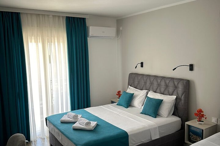 Room 8 of 51