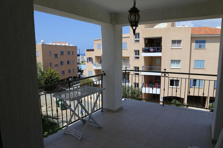 Terrace/Patio 5 of 8