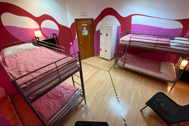 Room 20 of 42