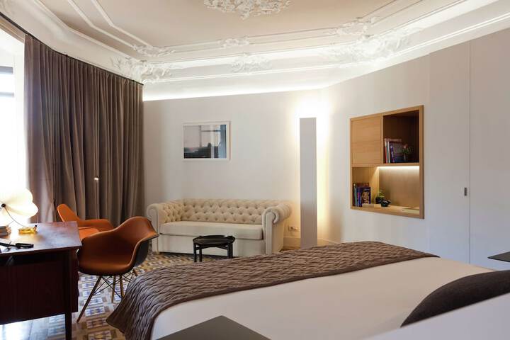 Room 13 of 159