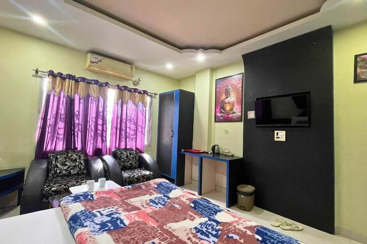 Room 57 of 94