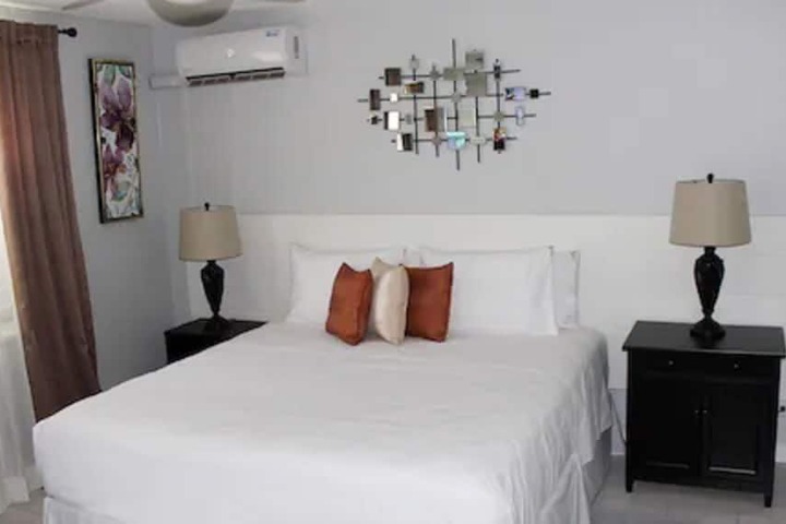Room 32 of 110