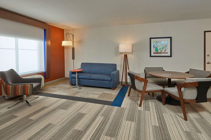 Room 17 of 51