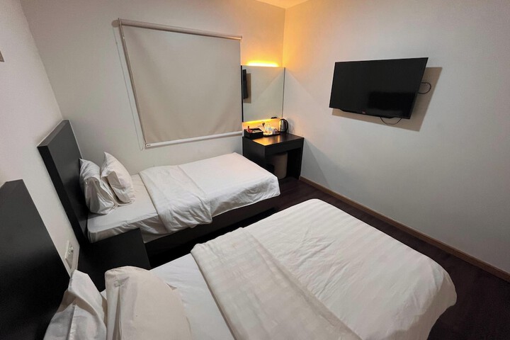Room 28 of 88
