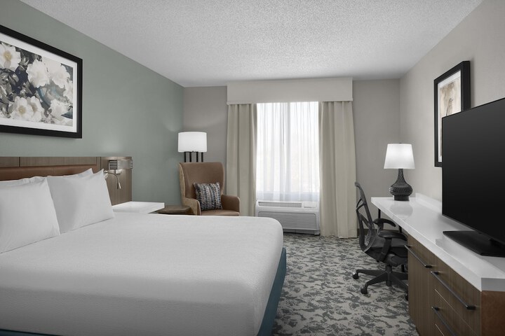 Room 7 of 38