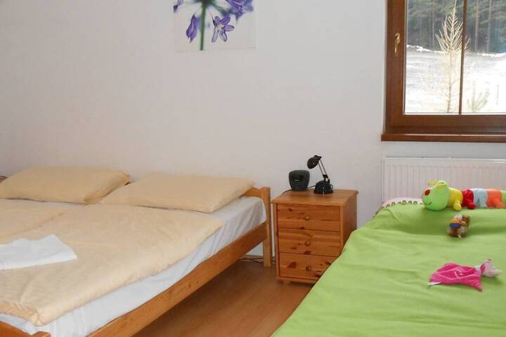 Room 4 of 36