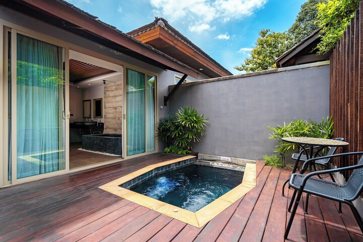 Pool 76 of 134