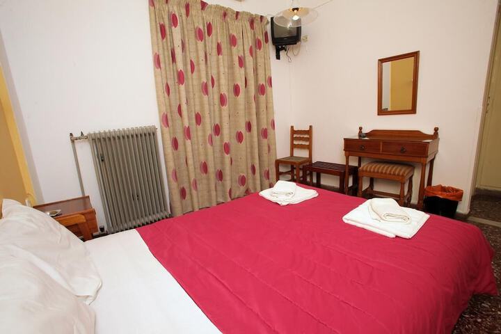 Room 30 of 35