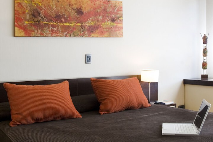 Room 10 of 36