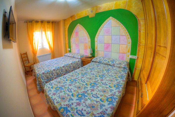 Room 15 of 21