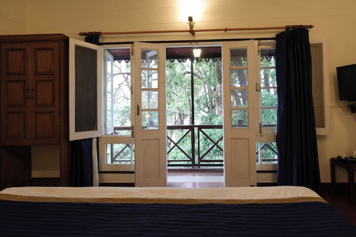 Room 95 of 174