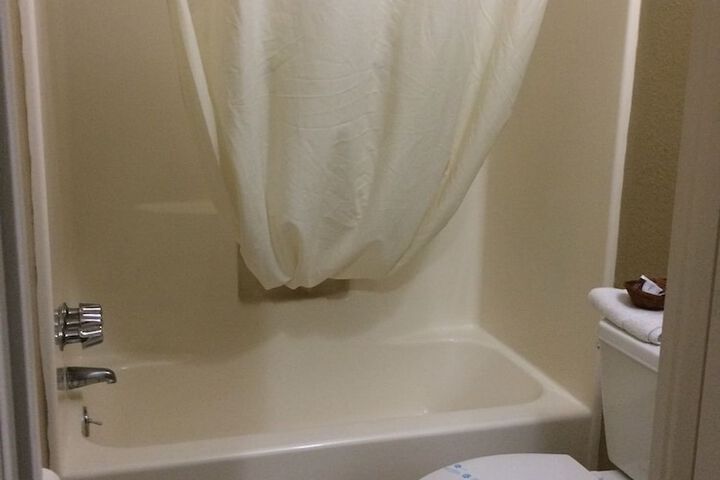 Room 19 of 40