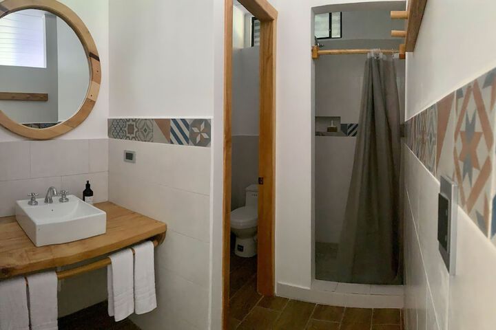Room 10 of 29