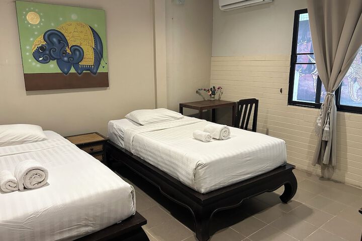 Room 13 of 62