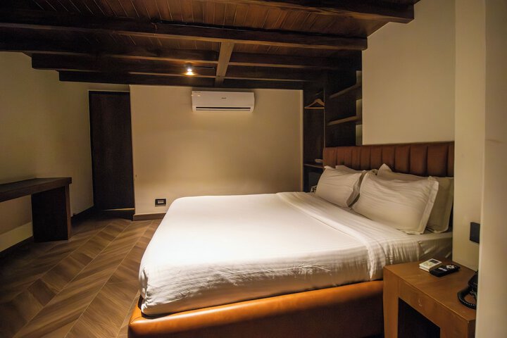 Room 37 of 58