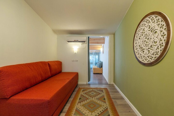 Room 40 of 82