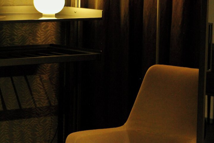 Room 3 of 50