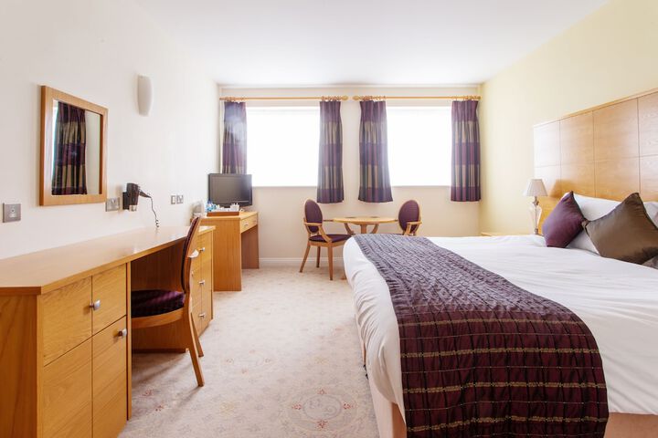 Room 5 of 31