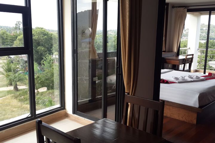 Room 4 of 45