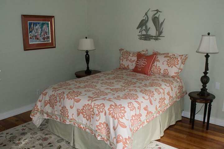 Room 6 of 19