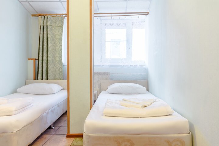Room 44 of 73