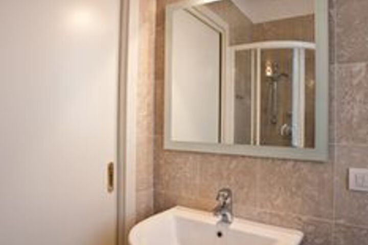 Room 3 of 12