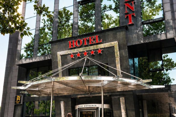 Hotel 40 of 43