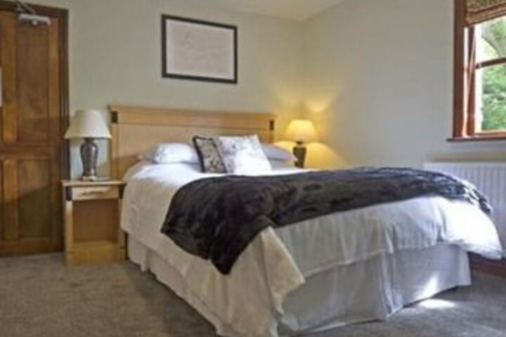 Room 7 of 30