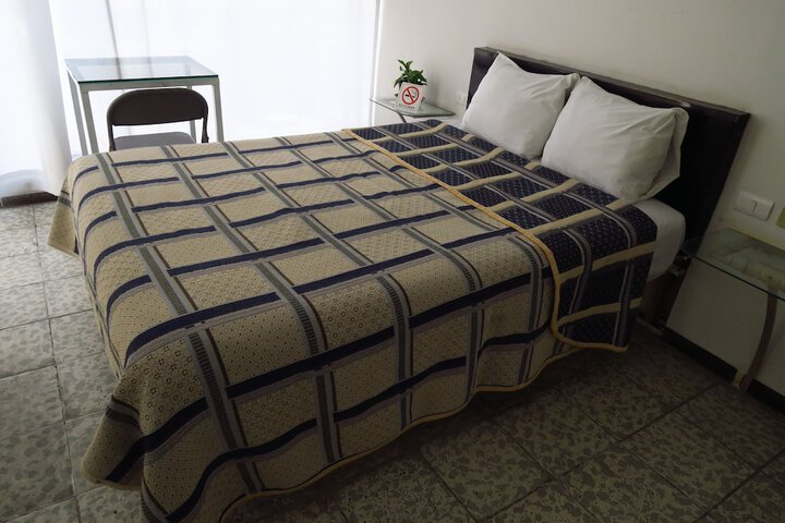 Room 2 of 11