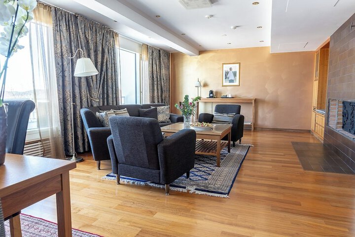 Room 16 of 47