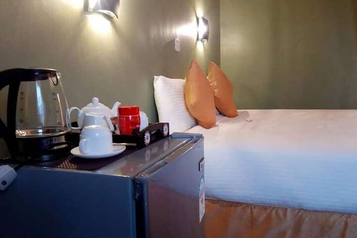 Room 15 of 32