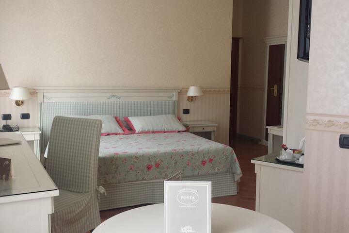 Room 14 of 113