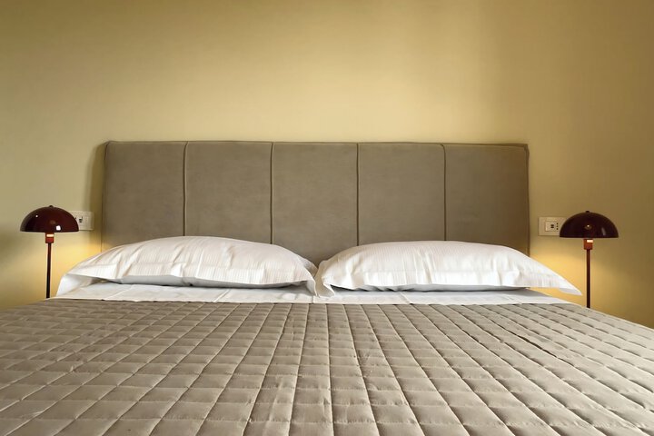Room 6 of 139