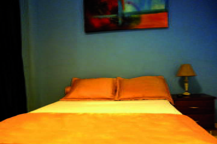 Room 6 of 8