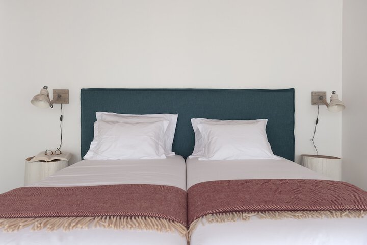 Room 6 of 30